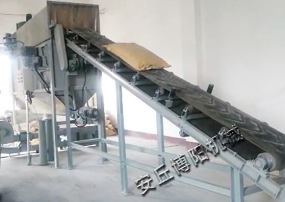 碳酸鈣自動拆包機(jī)，自動拆包無揚(yáng)塵